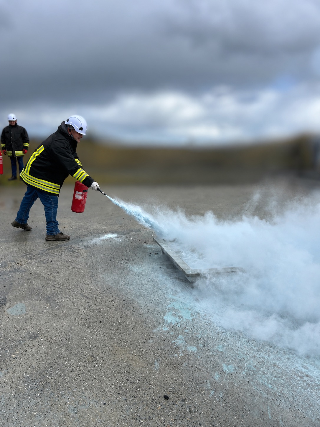 Esercitazione pratica antincendio Blu Corporation — foto 16