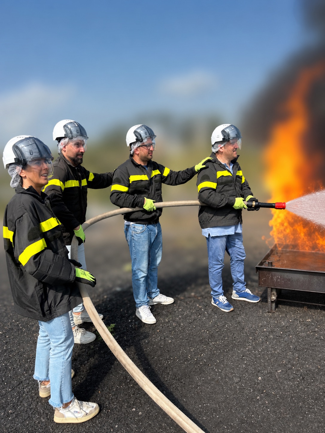 Esercitazione pratica antincendio Blu Corporation — foto 21