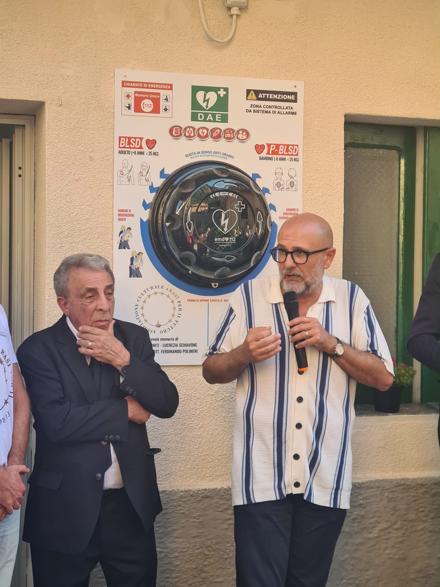 Inaugurazione della postazione DAE ad Arasì